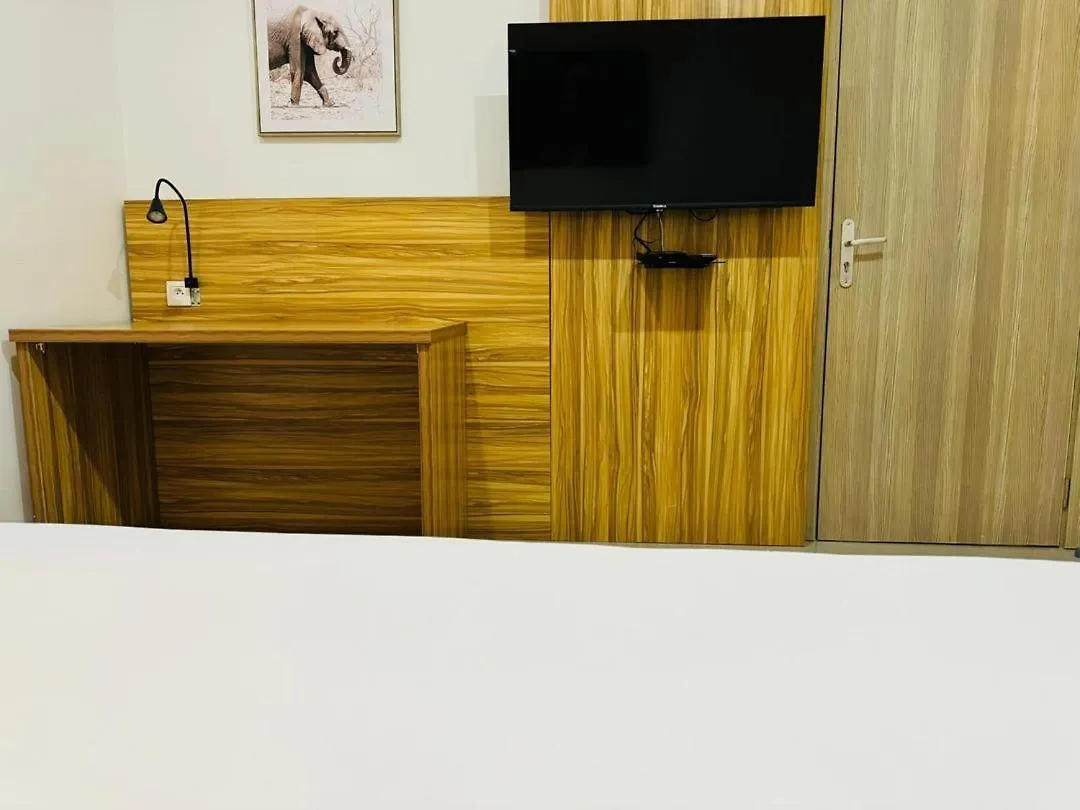 Le Cocotier 403 - Appartement F3 Aux Maristes Dakar Apartmán